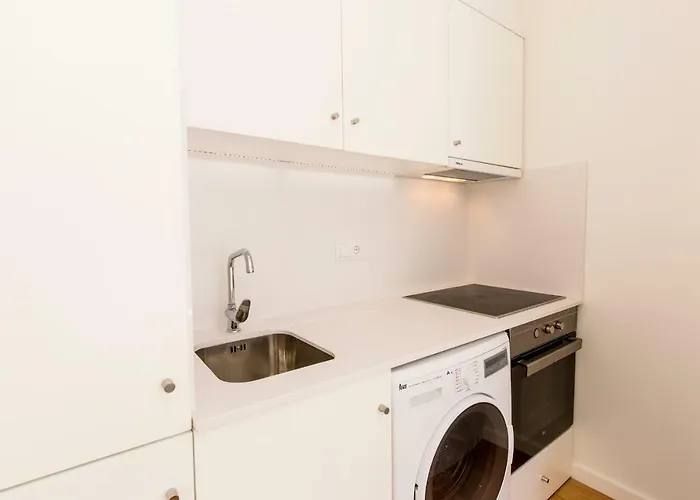 Downtown Porto Mouzinho Studio Apts